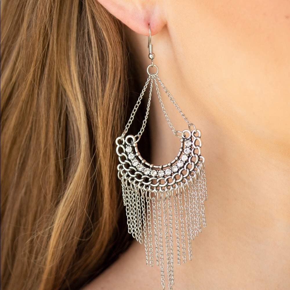 Making A CHAINge- White